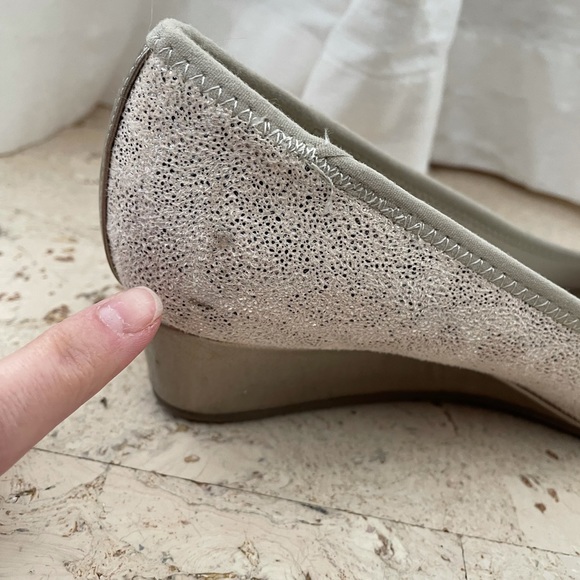 EUC Anne Klein peep-toe Wedges - Picture 5 of 6